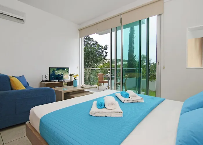 Apartahotel Coralli Beachfront 3*