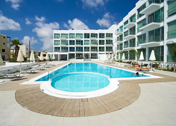 Coralli Beachfront Apartahotel Protaras