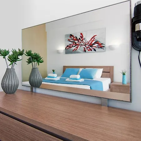 Aparthotel Coralli Beachfront Protaras