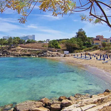 Aparthotel Coralli Beachfront 3*