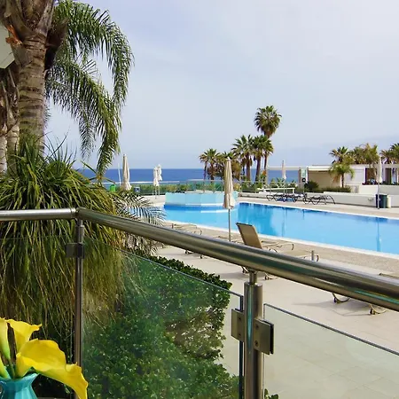 Апарт-отель Coralli Beachfront Протарас