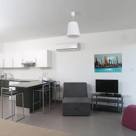 Aparthotel Coralli Beachfront