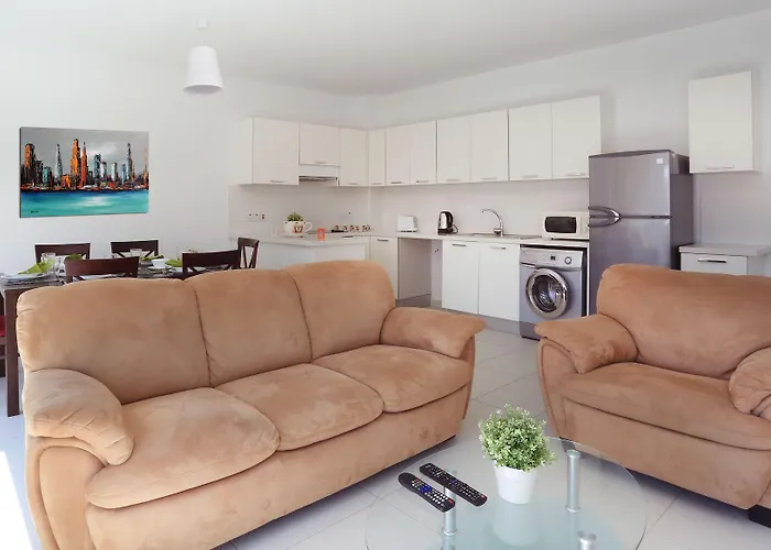 Ξενοδοχείο με διαμερίσματα Coralli Beachfront 3*