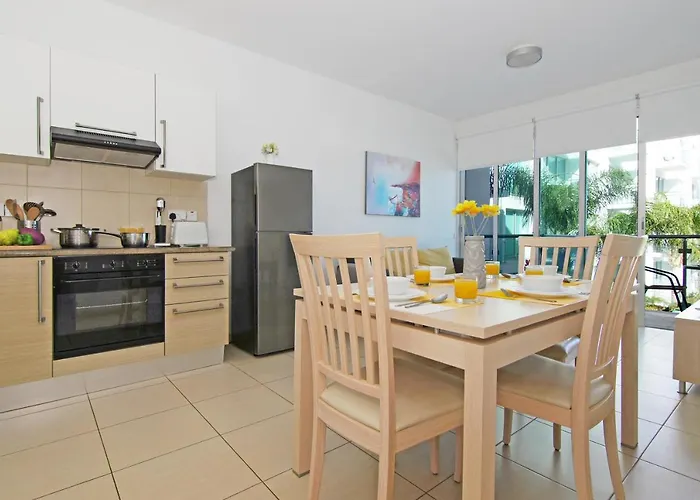 Coralli Beachfront Aparthotel