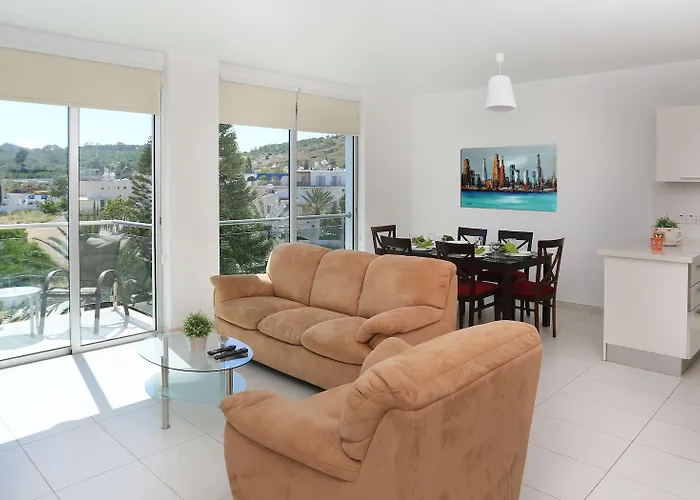 Coralli Beachfront Aparthotel 3*