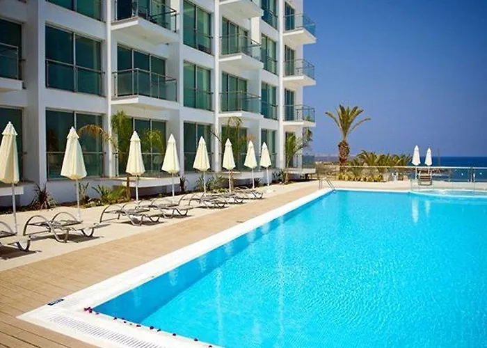 Aparthotel Coralli Beachfront